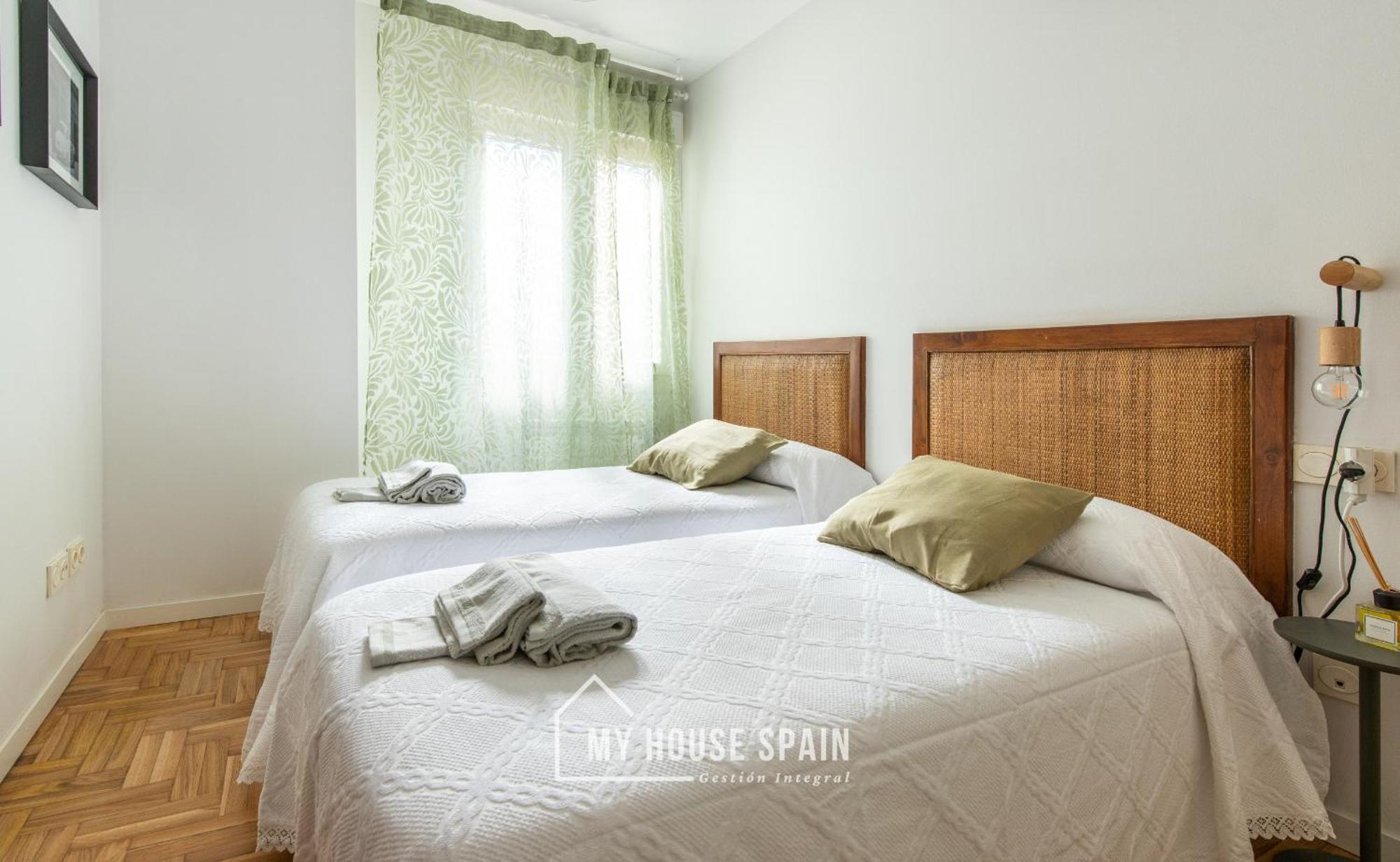 Myhousespain- Precioso Piso Playa Poniente Gijon Bagian luar foto