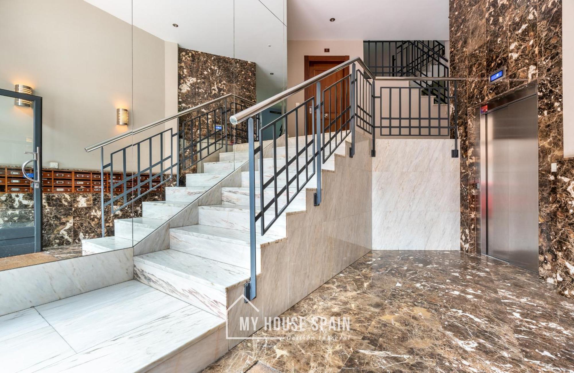 Myhousespain- Precioso Piso Playa Poniente Gijon Bagian luar foto