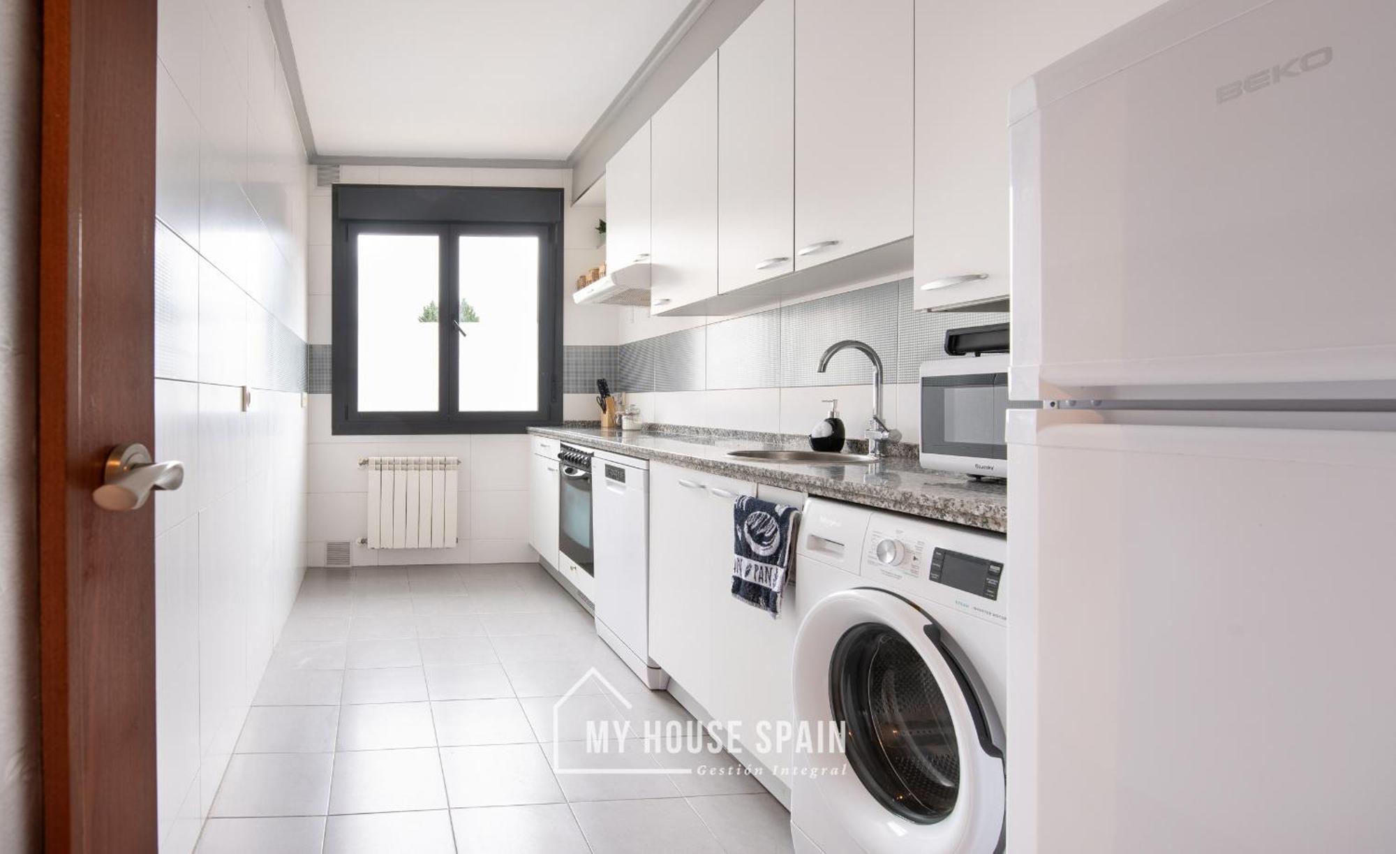 Myhousespain- Precioso Piso Playa Poniente Gijon Bagian luar foto
